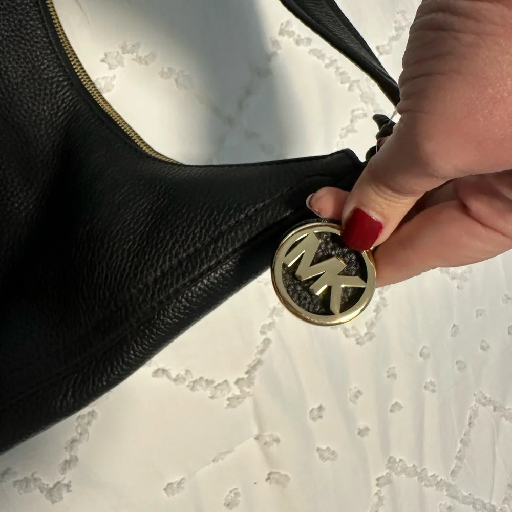 Michael Kors Pebbled Black Hobo Bag - Picture 3 of 7